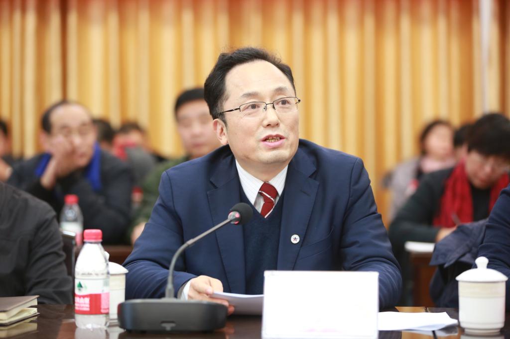 主管校领导:关绍康研究生院院长(兼)副院长:杨亚东研究生院常务副院长